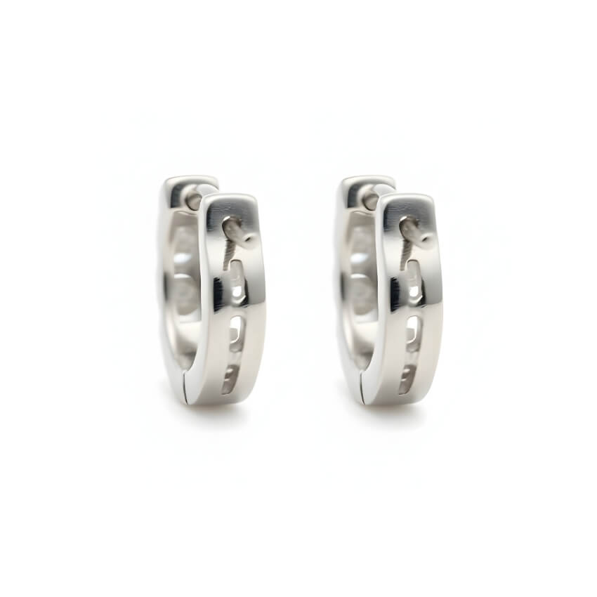 0.21 Carat Lab-Grown Round Diamond Huggie Earrings in 18K White Gold (1)